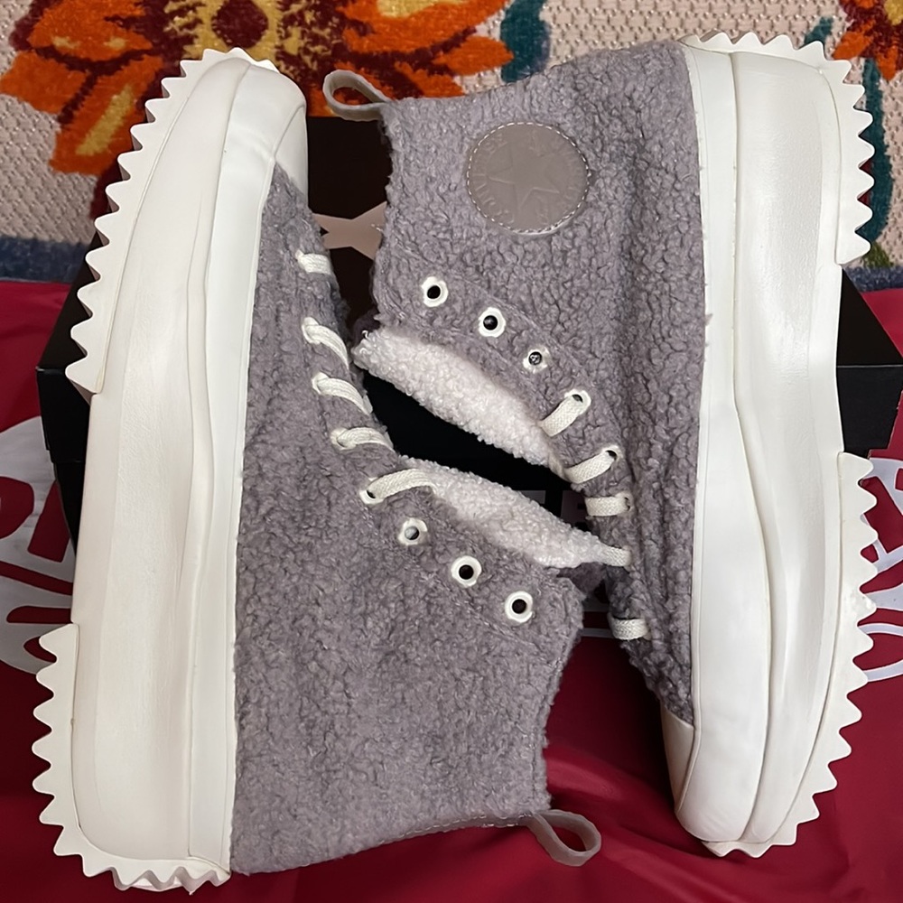 Converse 172202C
RUN STAR HIKE HI
VAPOR MAUVENECHETNIOLET ORE
Men’s platforms - Picture 12 of 16